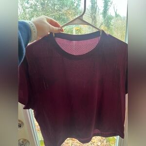 Lululemon Train to Be Cropped Shirt - Size 8/10